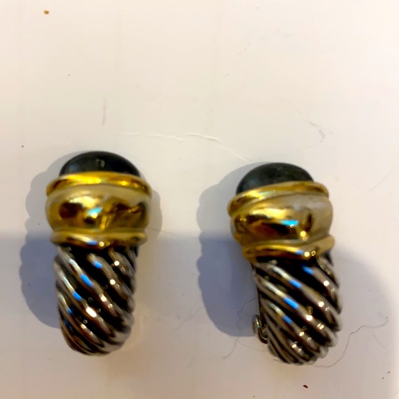 COSTUME CLUP ON EARRINGS DESIGHNER LOOK SILVER AND GOLD TONE BLACK STONE - Picture 2 of 8